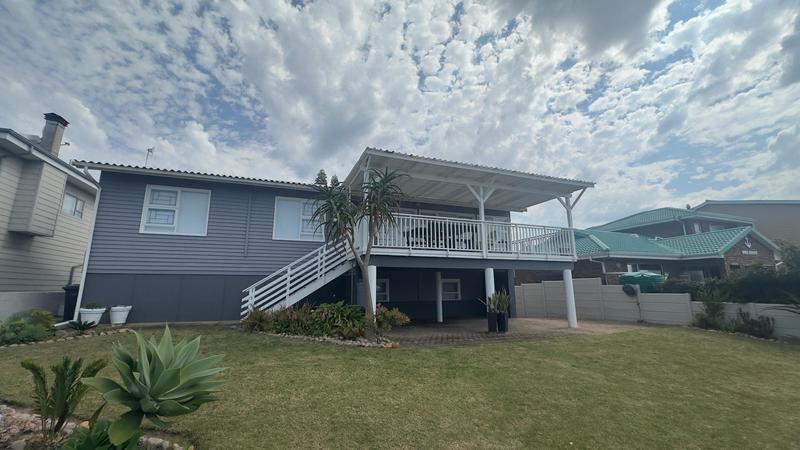 5 Bedroom Property for Sale in Reebok Western Cape